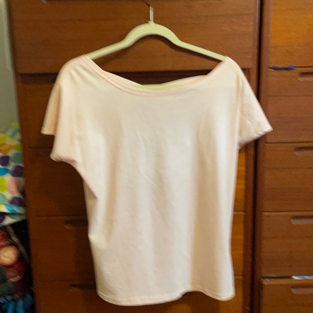 Light pink open back with Crisscross design